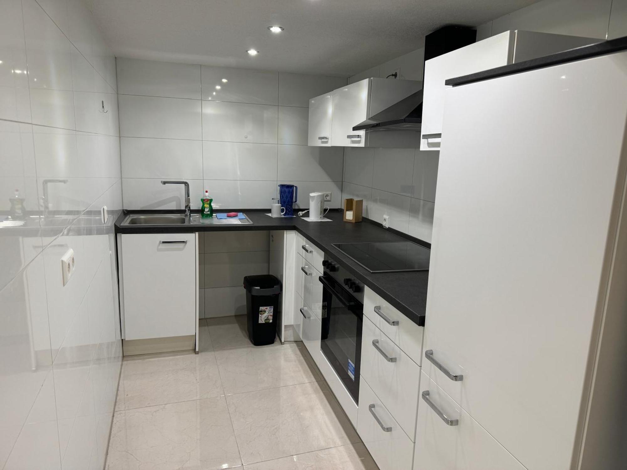 City Apartment Stadtwohnung Mit Kueche Und Netflix Nahe Bahnhof Sinsheim Exterior photo